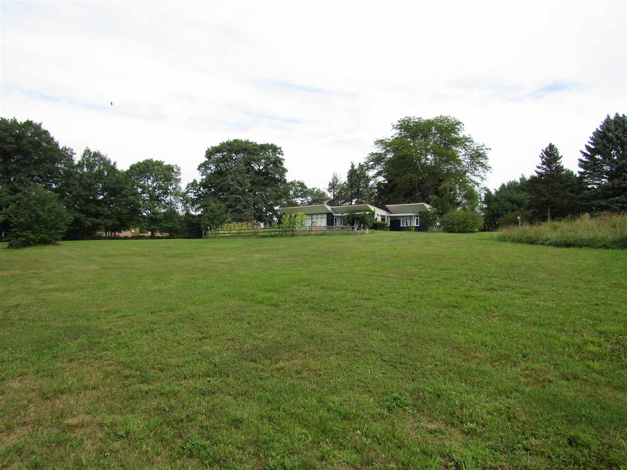 488 Foster Hill Road Henniker, NH 03242 - Photo 28 of 29 Gallery Image 28