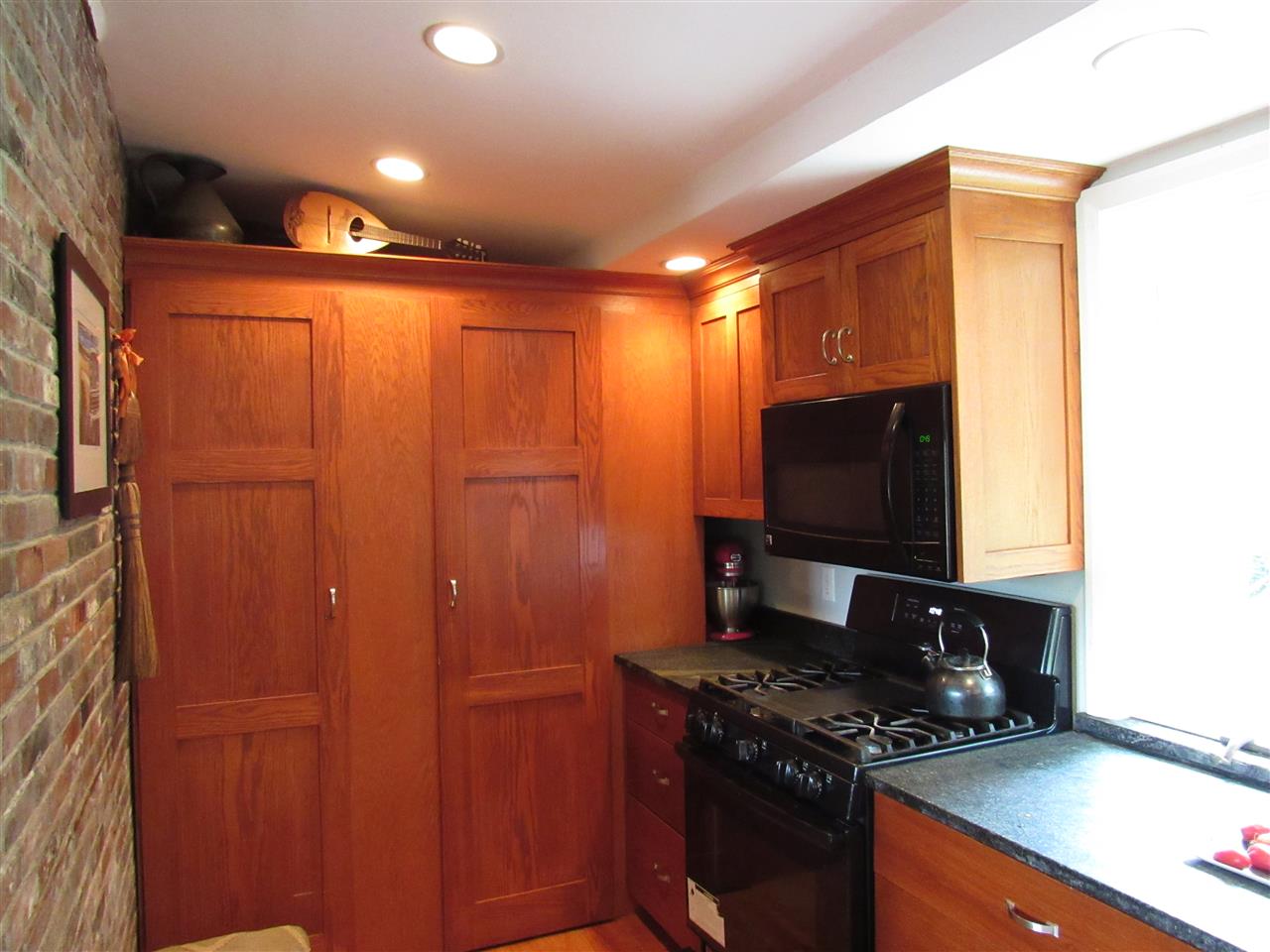 488 Foster Hill Road Henniker, NH 03242 - Photo 6 of 29 Gallery Image 6