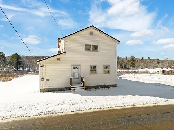 $314,900 | 26 Purple Heart Highway, Brooks, ME 04921
