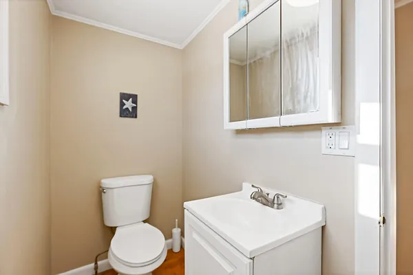 $314,900 | 26 Purple Heart Highway, Brooks, ME 04921