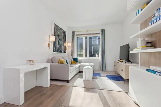 $619,500 | 10 Nevins Street, Unit 7M | Downtown Brooklyn