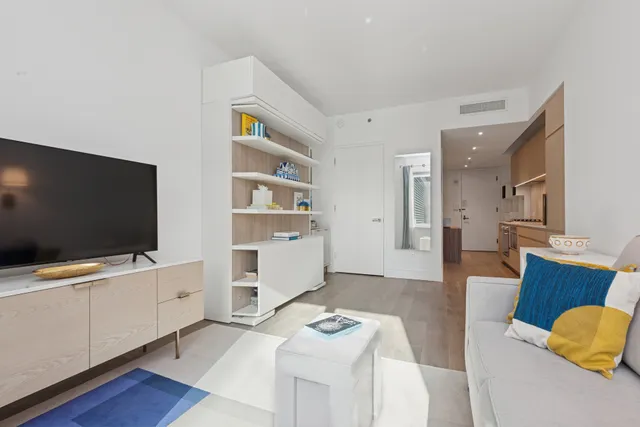 $619,500 | 10 Nevins Street, Unit 7M | Downtown Brooklyn