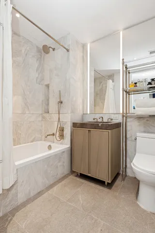 $619,500 | 10 Nevins Street, Unit 7M | Downtown Brooklyn