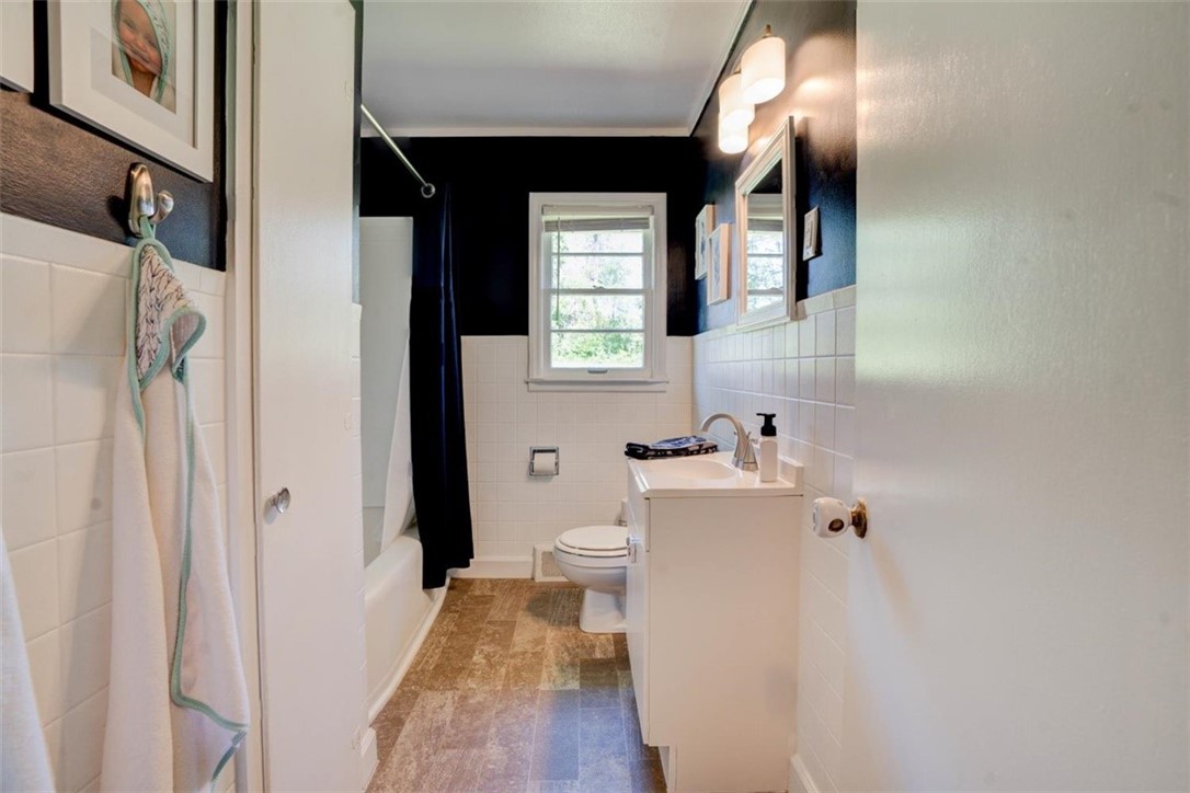 708 Adams Street Seneca, SC 29678 - Photo 14 of 21 Gallery Image 14