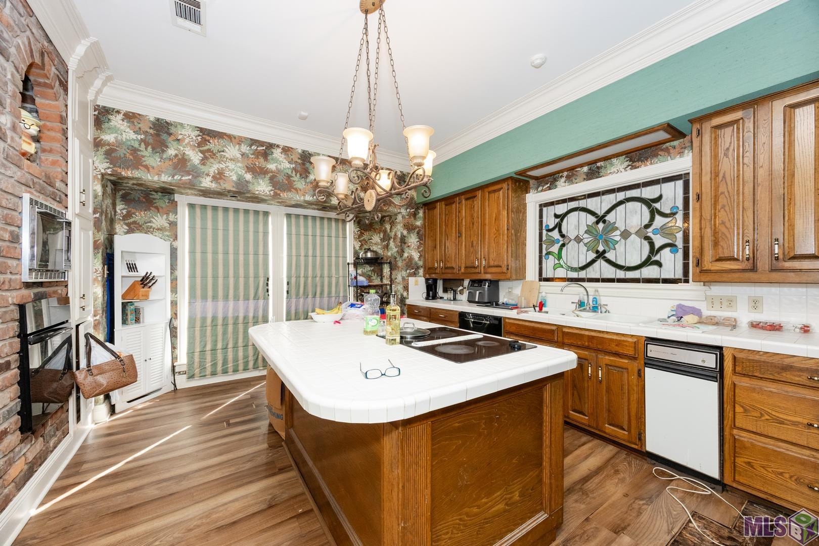 23045 Walker South Road Denham Springs, LA 70726 - Photo 5 of 28