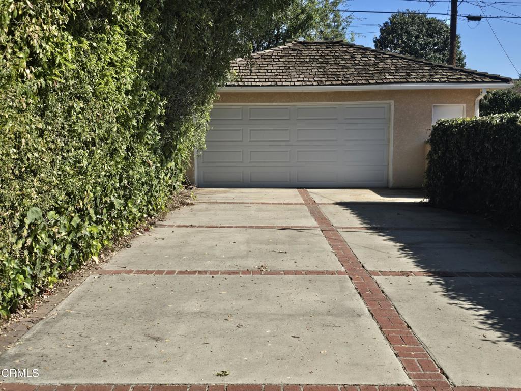 1360 Blackstone Road San Marino, CA 91108 - Photo 27 of 31 a front view of a house