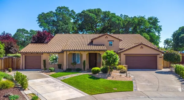 $999,000 | 216 Tail Race Court, Roseville, CA 95747
