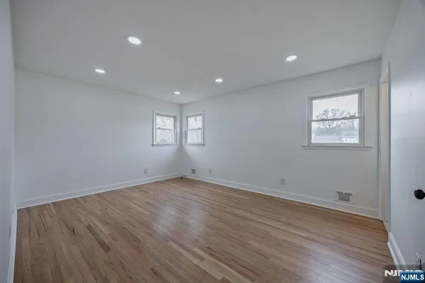 $4,750 | 327 Webster Drive, New Milford, NJ 07646