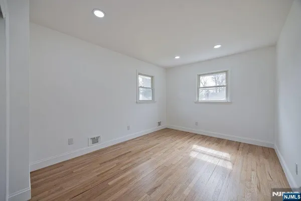 $4,750 | 327 Webster Drive, New Milford, NJ 07646