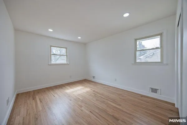 $4,750 | 327 Webster Drive, New Milford, NJ 07646