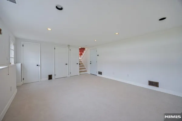 $4,750 | 327 Webster Drive, New Milford, NJ 07646