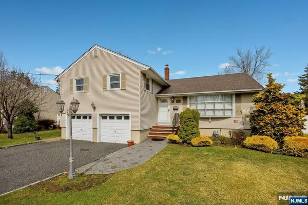 $4,750 | 327 Webster Drive, New Milford, NJ 07646