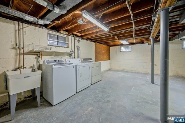 $4,750 | 327 Webster Drive, New Milford, NJ 07646