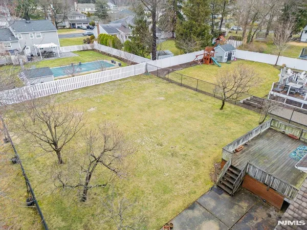 $4,750 | 327 Webster Drive, New Milford, NJ 07646