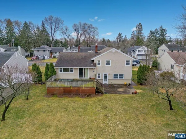 $4,750 | 327 Webster Drive, New Milford, NJ 07646