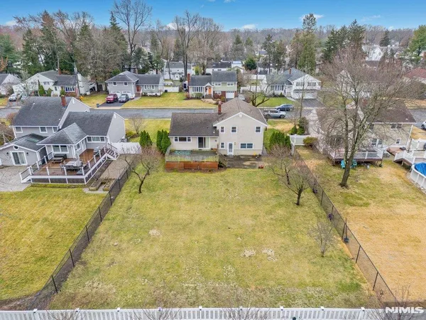 $4,750 | 327 Webster Drive, New Milford, NJ 07646