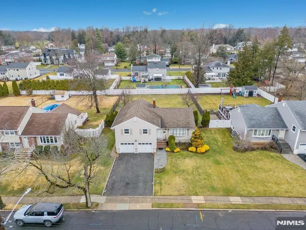 $4,750 | 327 Webster Drive, New Milford, NJ 07646