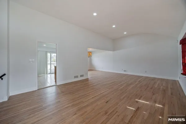 $4,750 | 327 Webster Drive, New Milford, NJ 07646