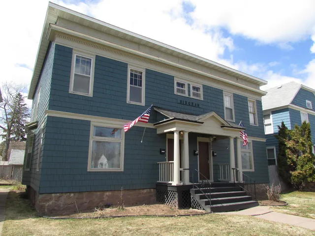 $1,675 | 1611 1/2 Hammond Avenue, Superior, WI 54880