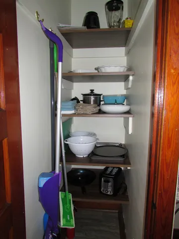 $1,675 | 1611 1/2 Hammond Avenue, Superior, WI 54880