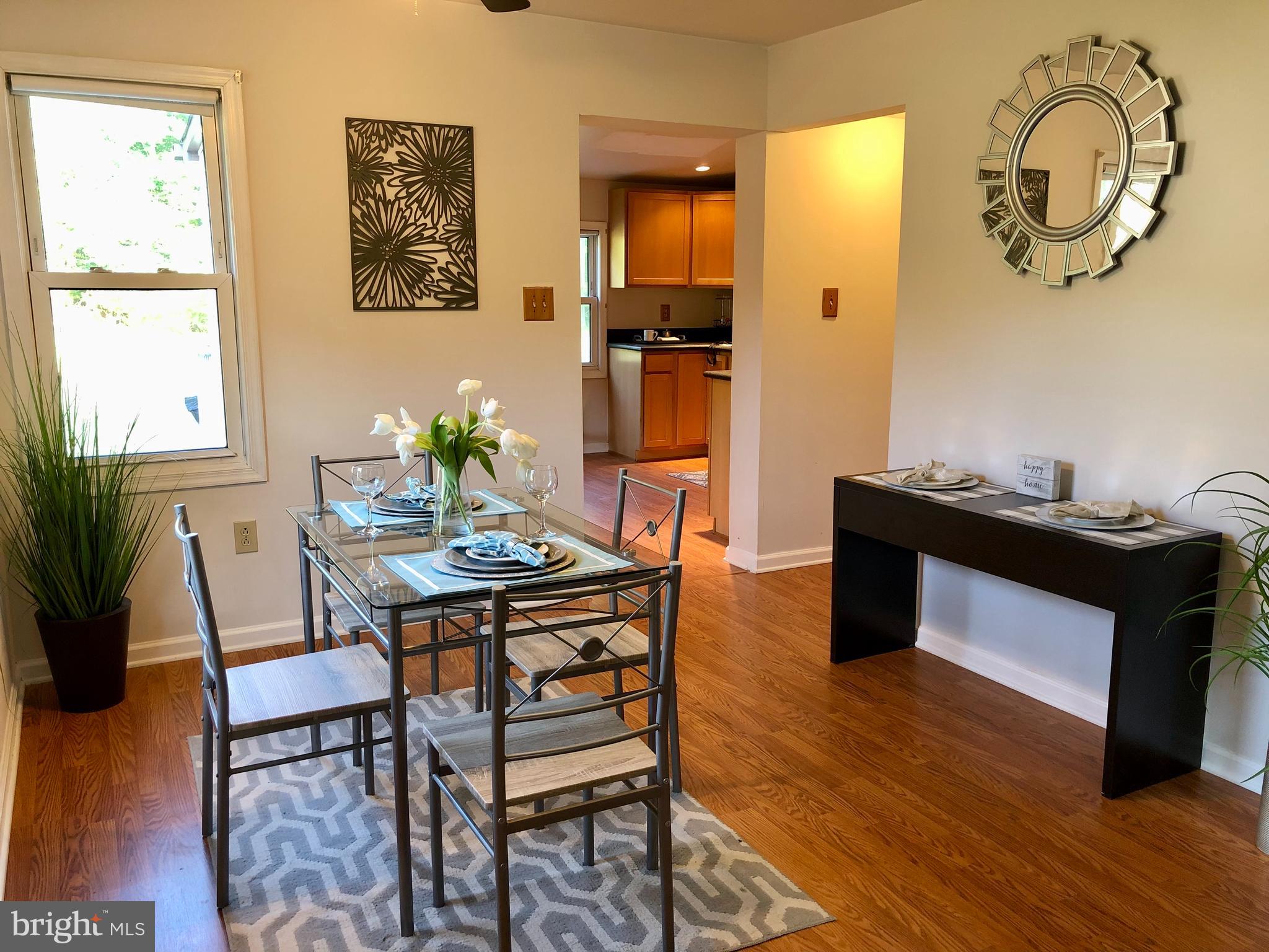 1740 Janvier Road Williamstown, NJ 08094 - Photo 8 of 25 Dining Room
