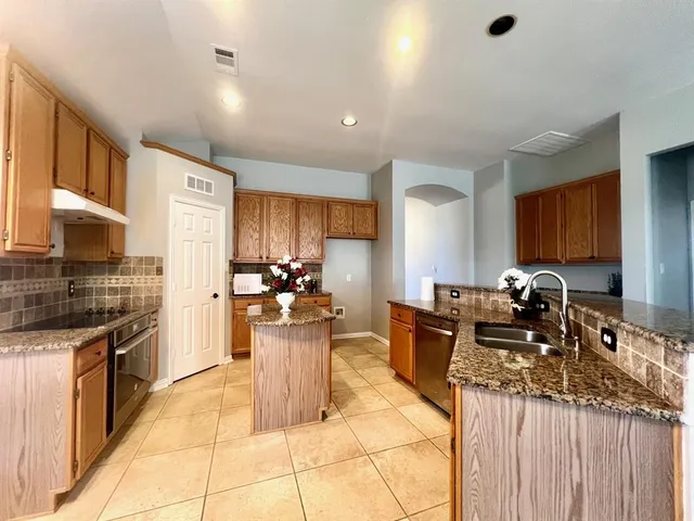$2,595 | 2011 Greenfield Lane, Allen, TX 75013