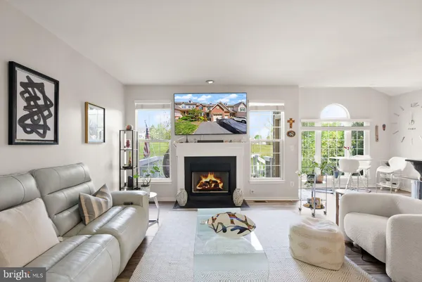 $4,200 | 43272 Baltusrol Terrace, Ashburn, VA 20147