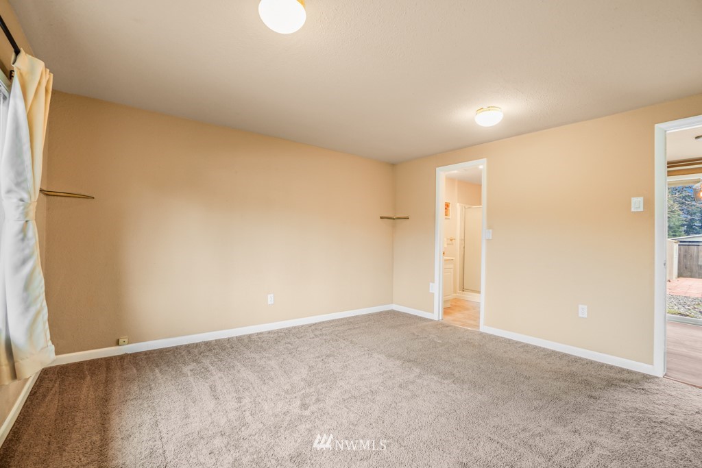 3601 Northeast 9th Street Renton, WA 98056 - Photo 14 of 23 a view of an empty room