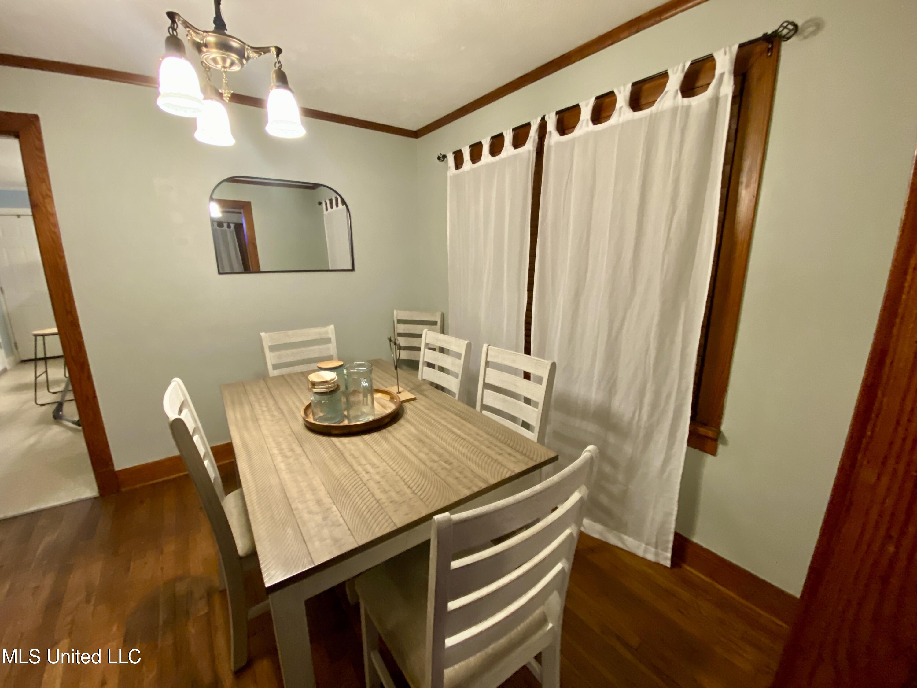 403 North Van Buren Street Carthage, MS 39051 - Photo 11 of 43 IMG_1571