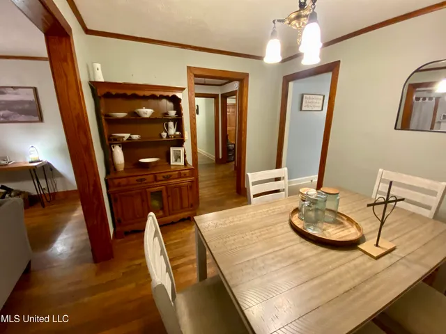 $159,900 | 403 North Van Buren Street, Carthage, MS 39051