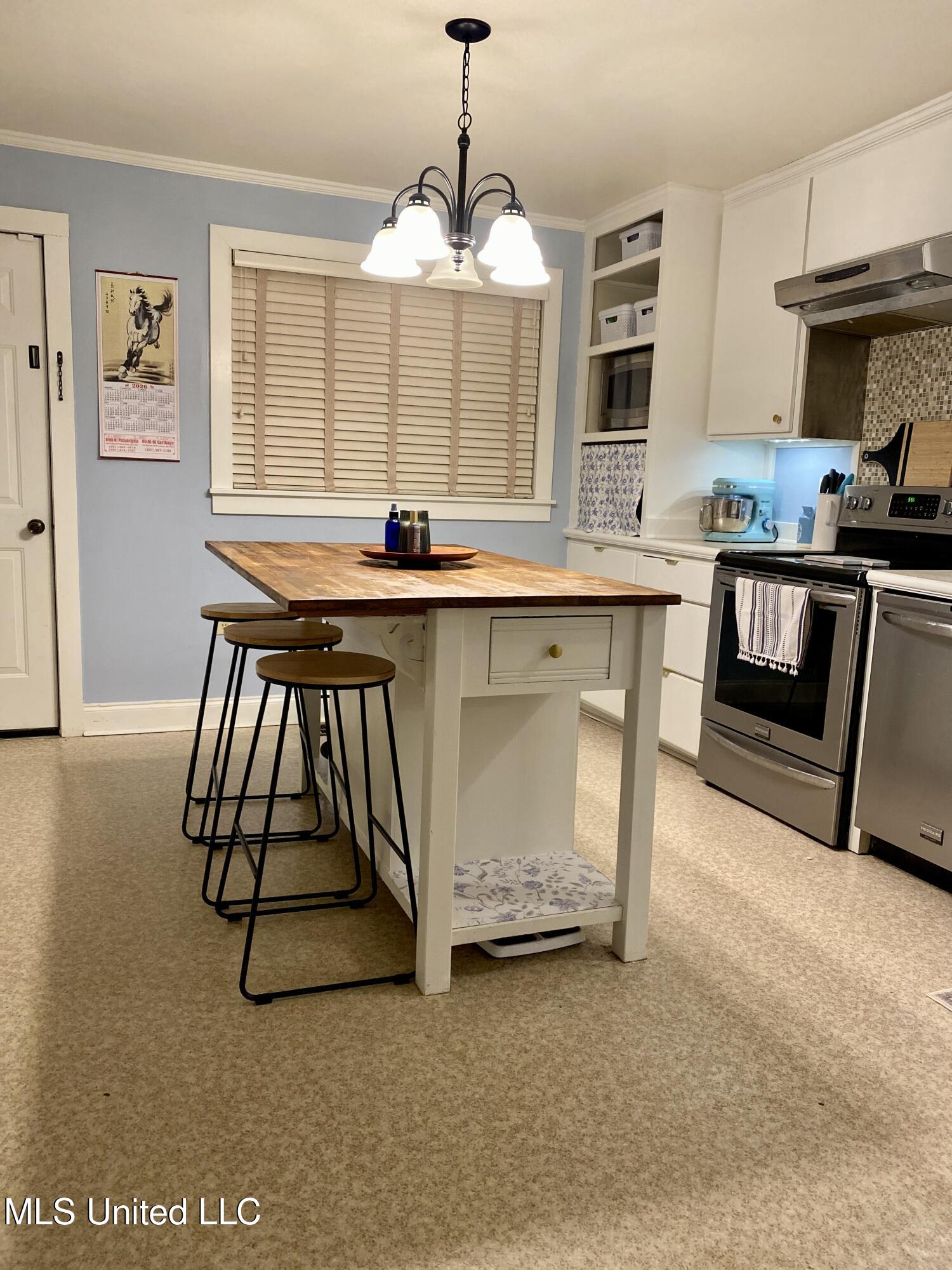 403 North Van Buren Street Carthage, MS 39051 - Photo 18 of 43 IMG_1598