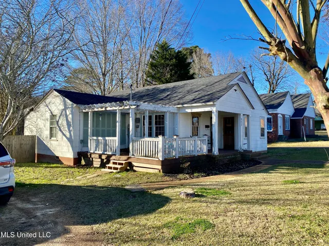 $159,900 | 403 North Van Buren Street, Carthage, MS 39051