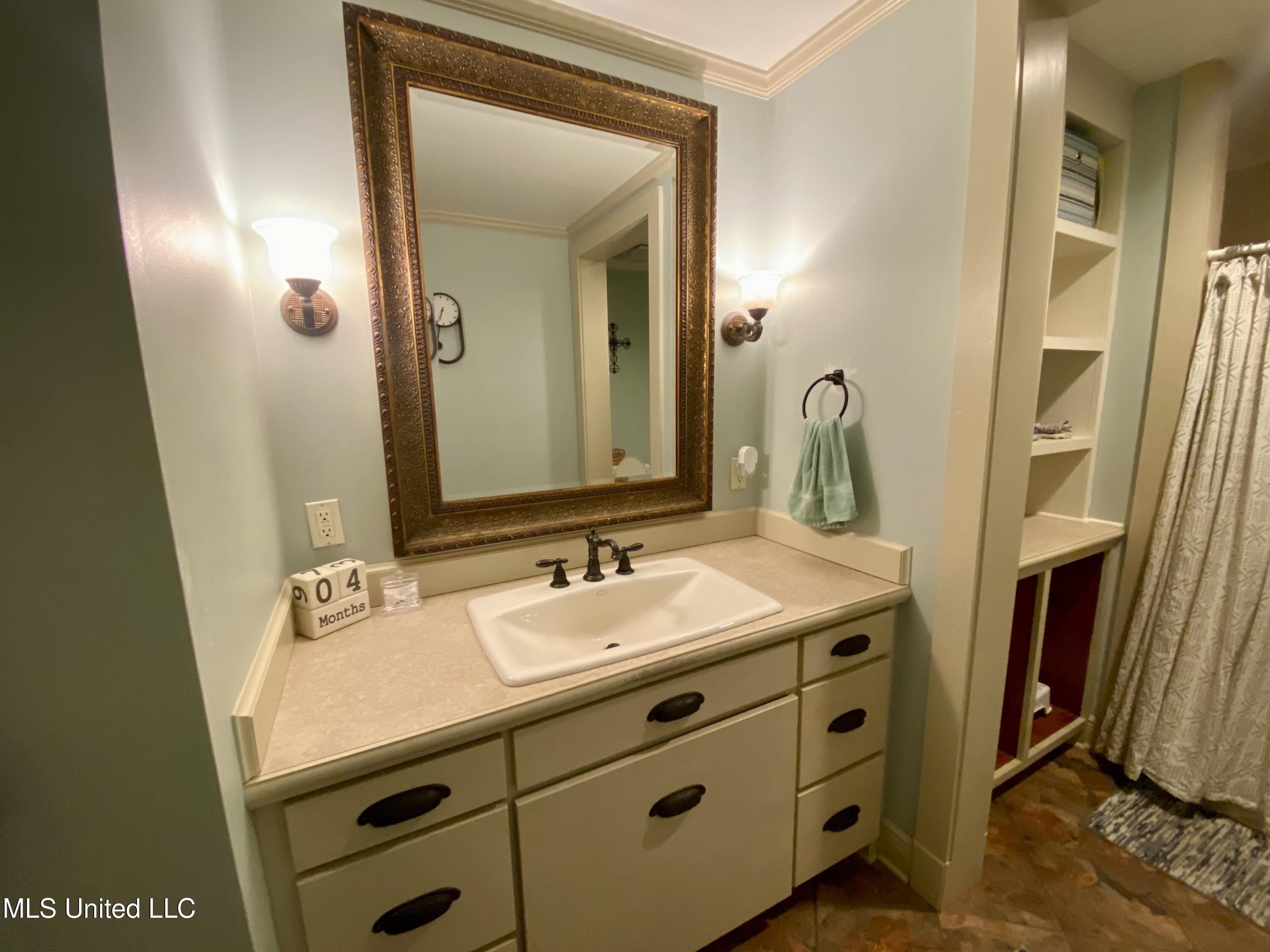 403 North Van Buren Street Carthage, MS 39051 - Photo 27 of 43 IMG_1567