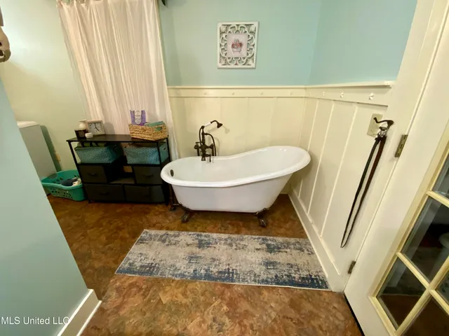 $159,900 | 403 North Van Buren Street, Carthage, MS 39051