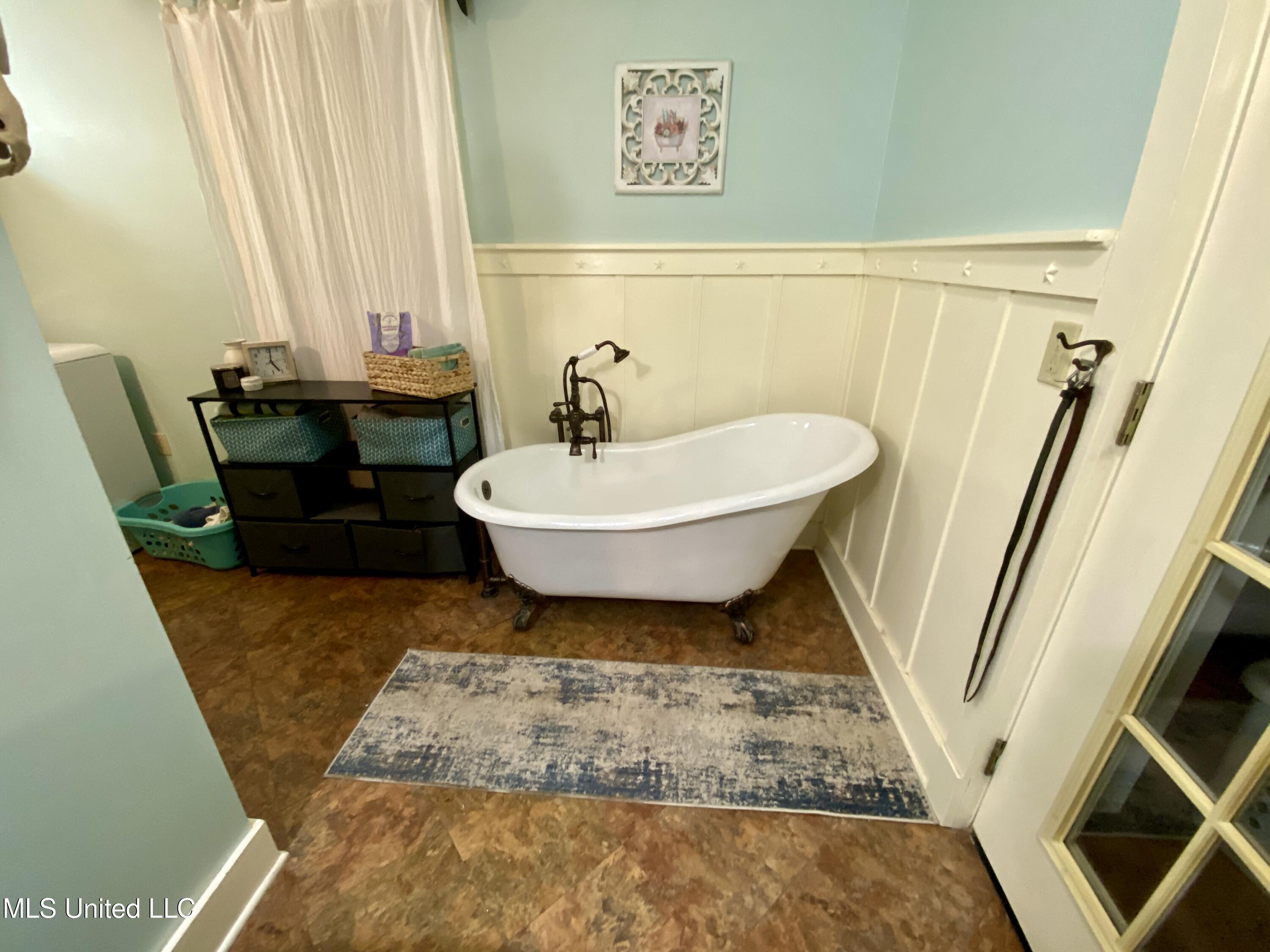 403 North Van Buren Street Carthage, MS 39051 - Photo 31 of 43 IMG_1576