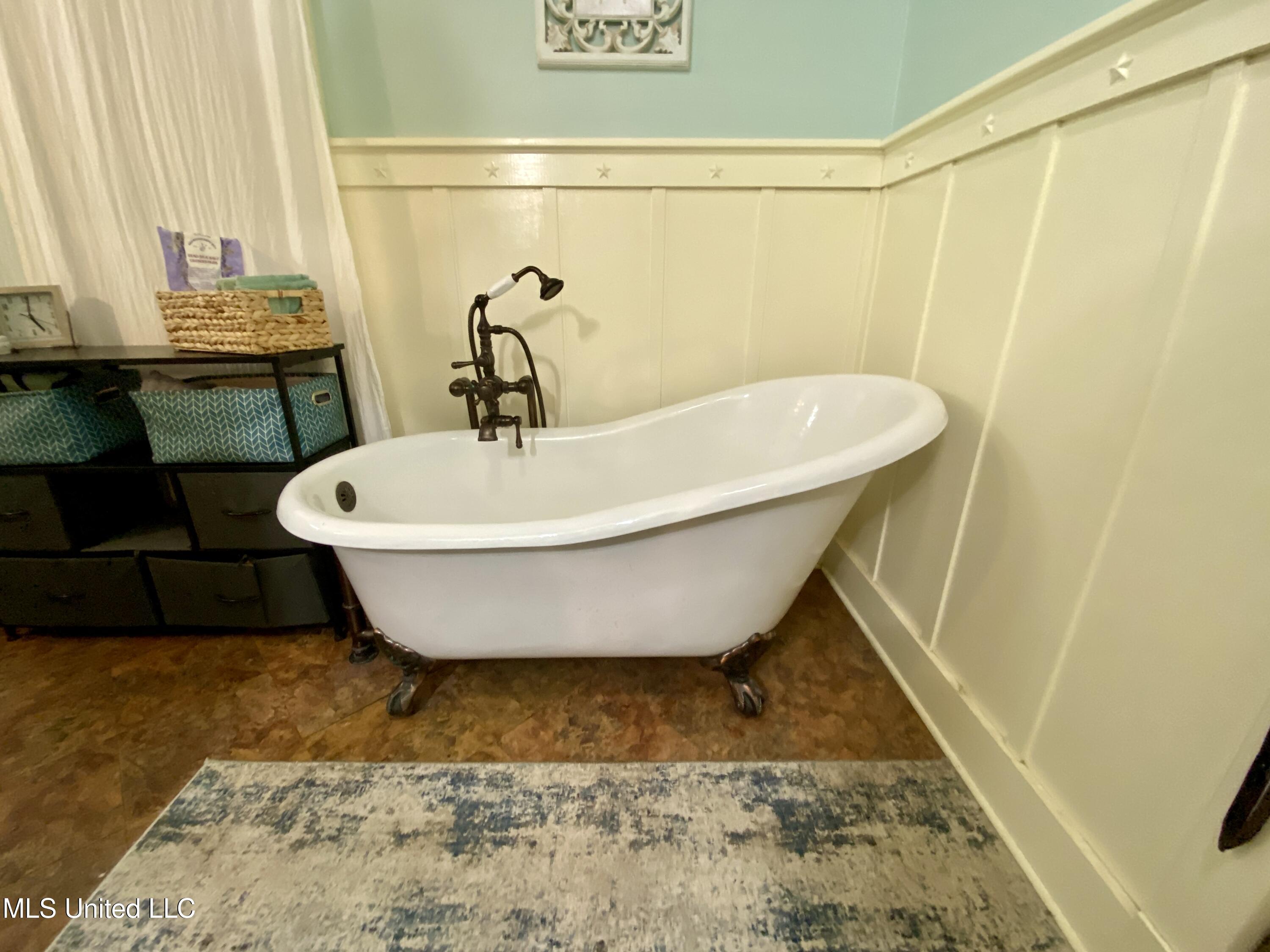 403 North Van Buren Street Carthage, MS 39051 - Photo 32 of 43 IMG_1577