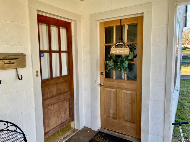 $159,900 | 403 North Van Buren Street, Carthage, MS 39051