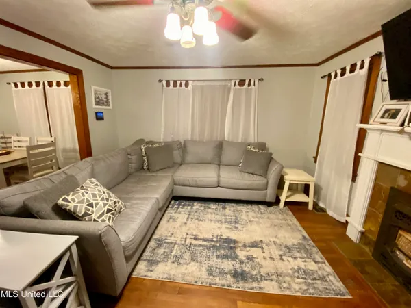 $159,900 | 403 North Van Buren Street, Carthage, MS 39051
