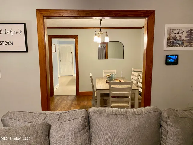 $159,900 | 403 North Van Buren Street, Carthage, MS 39051