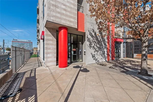 $1,900 | 5609 SMU Boulevard, Unit 207, Dallas, TX 75206