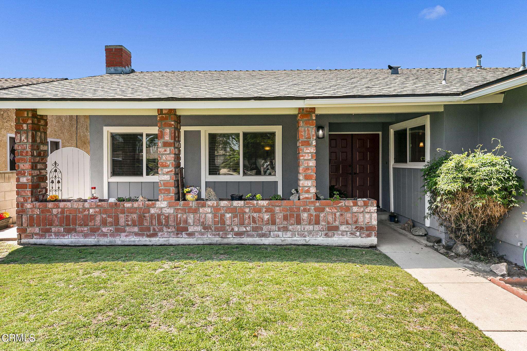 1201 Astoria Place Oxnard, CA 93030 - Photo 3 of 25 Front Porch