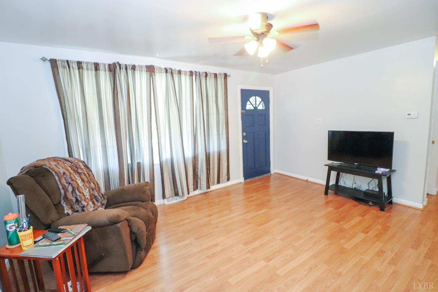 930 Wright Shop Road Madison Heights, VA 24572 - Photo 11 of 28 Gallery Image 11