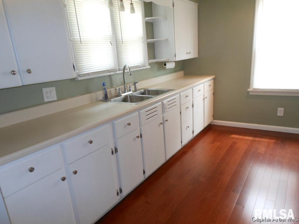2343 South State Street Springfield, IL 62704 - Photo 8 of 32