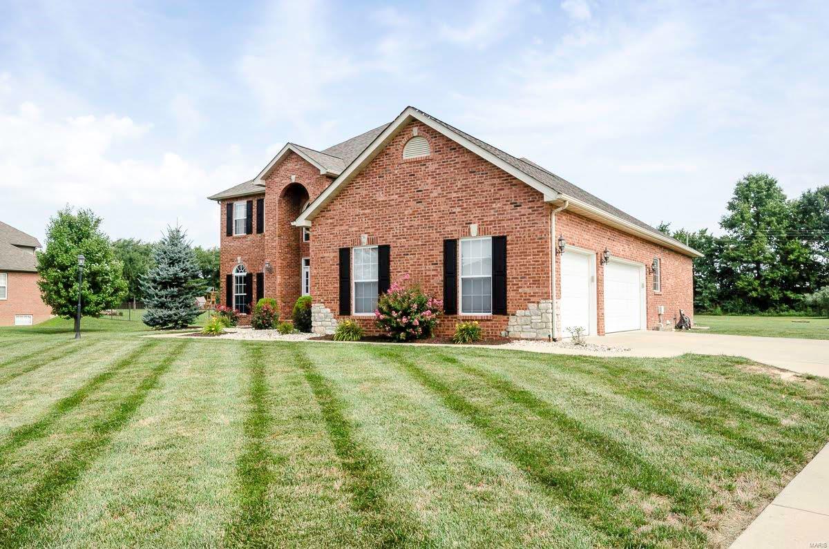 8321 Castle Ridge Drive Troy, IL 62294 - Photo 3 of 33
