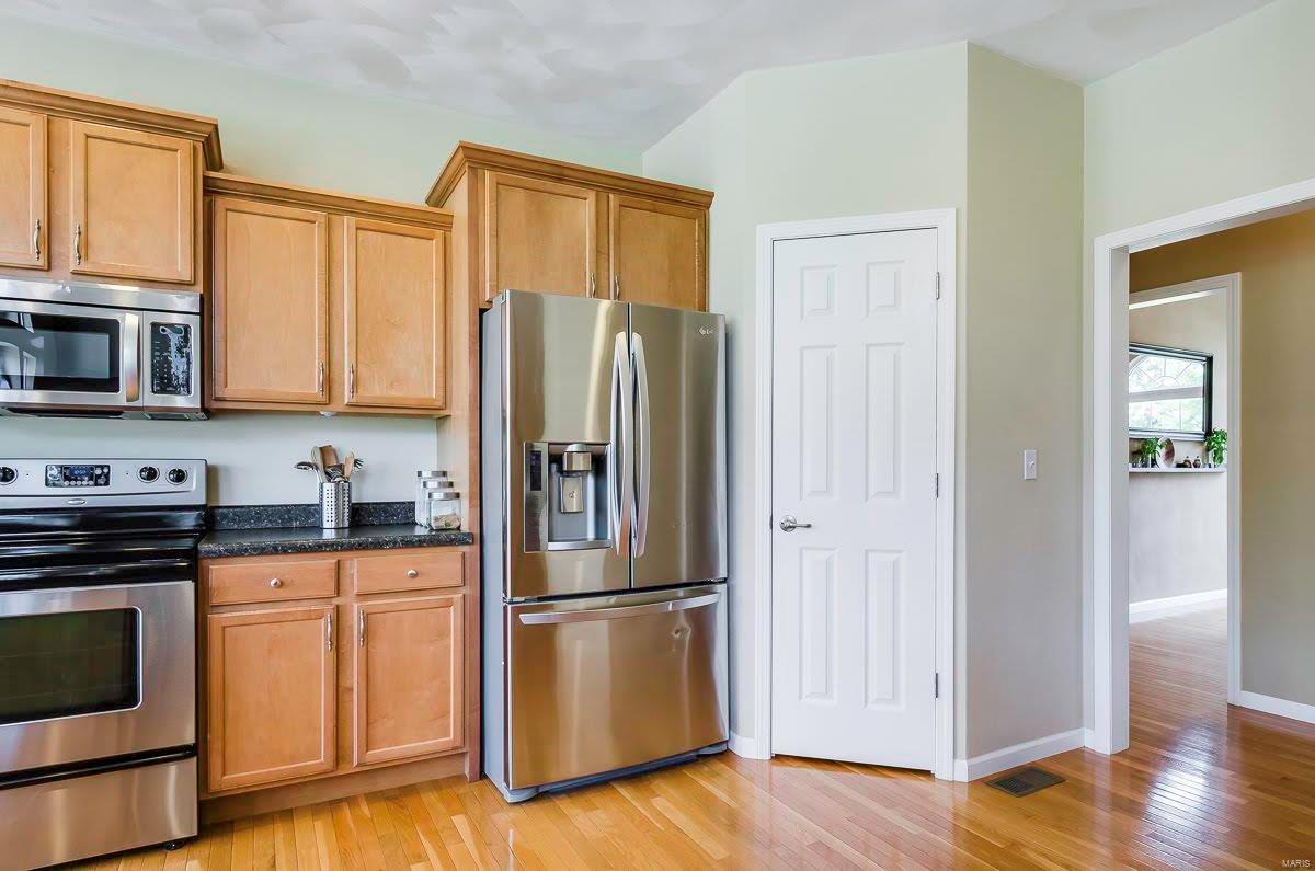 8321 Castle Ridge Drive Troy, IL 62294 - Photo 22 of 33
