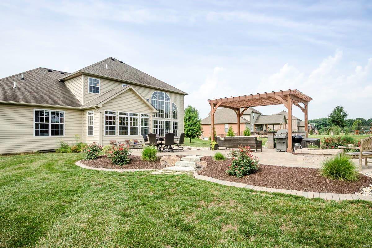 8321 Castle Ridge Drive Troy, IL 62294 - Photo 8 of 33