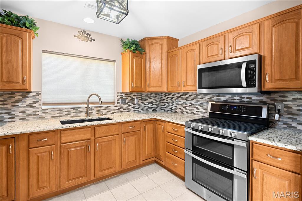 1908 Galway Drive Belleville, IL 62221 - Photo 12 of 43