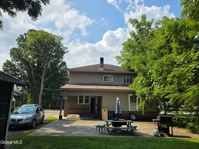$289,000 | 76 West Grand Street, Palatine Bridge, NY 13428