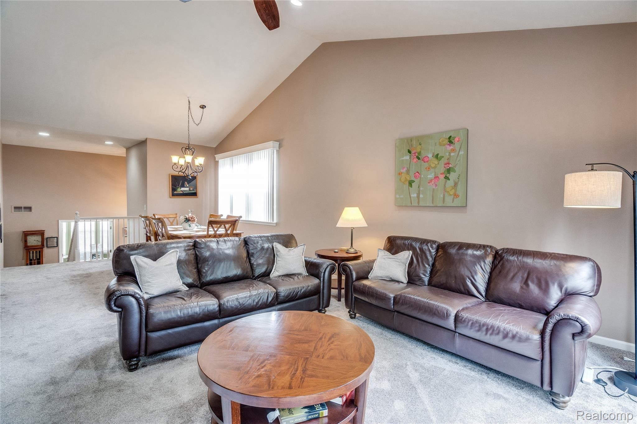 758 East Bluff Court Rochester, MI 48306 - Photo 12 of 28 Living Room