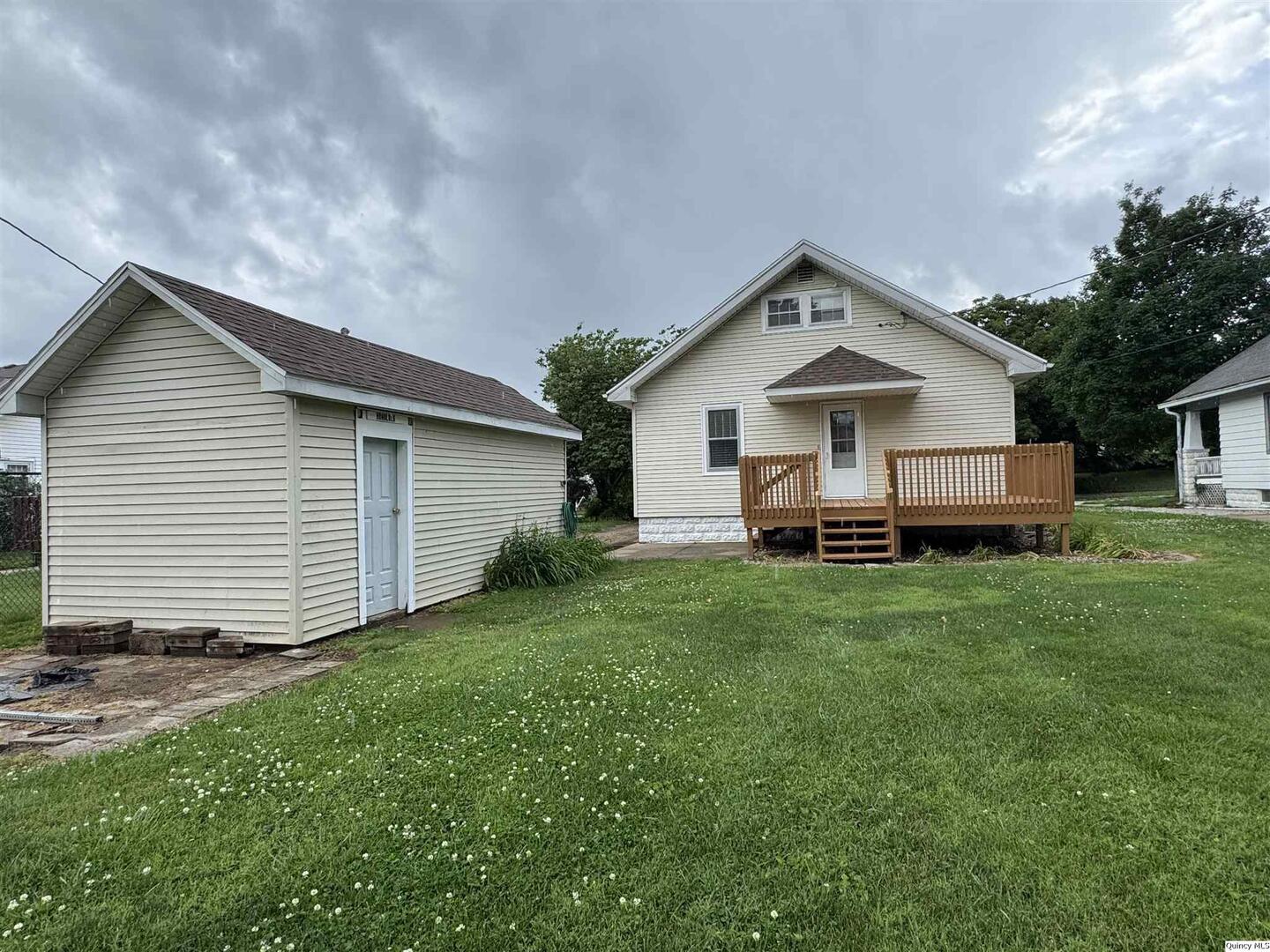 627 South 20th Street Quincy, IL 62301 - Photo 15 of 17